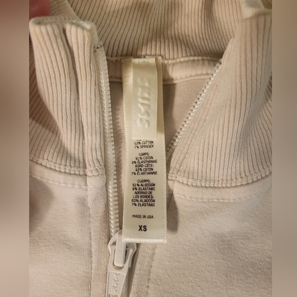 Skims Outdoor Jacket Shorts Set XS/S - Picture 2 of 5